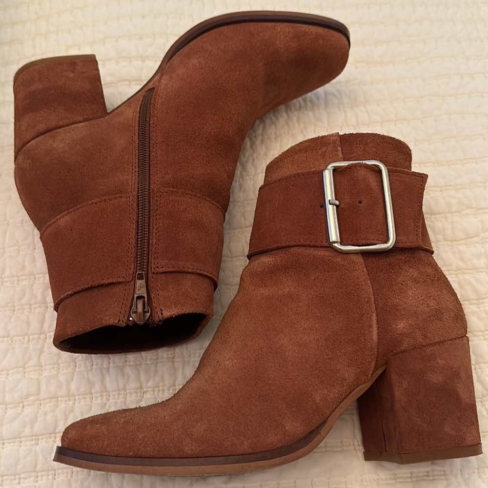 Steve Madden Boots - Picture 2 of 6